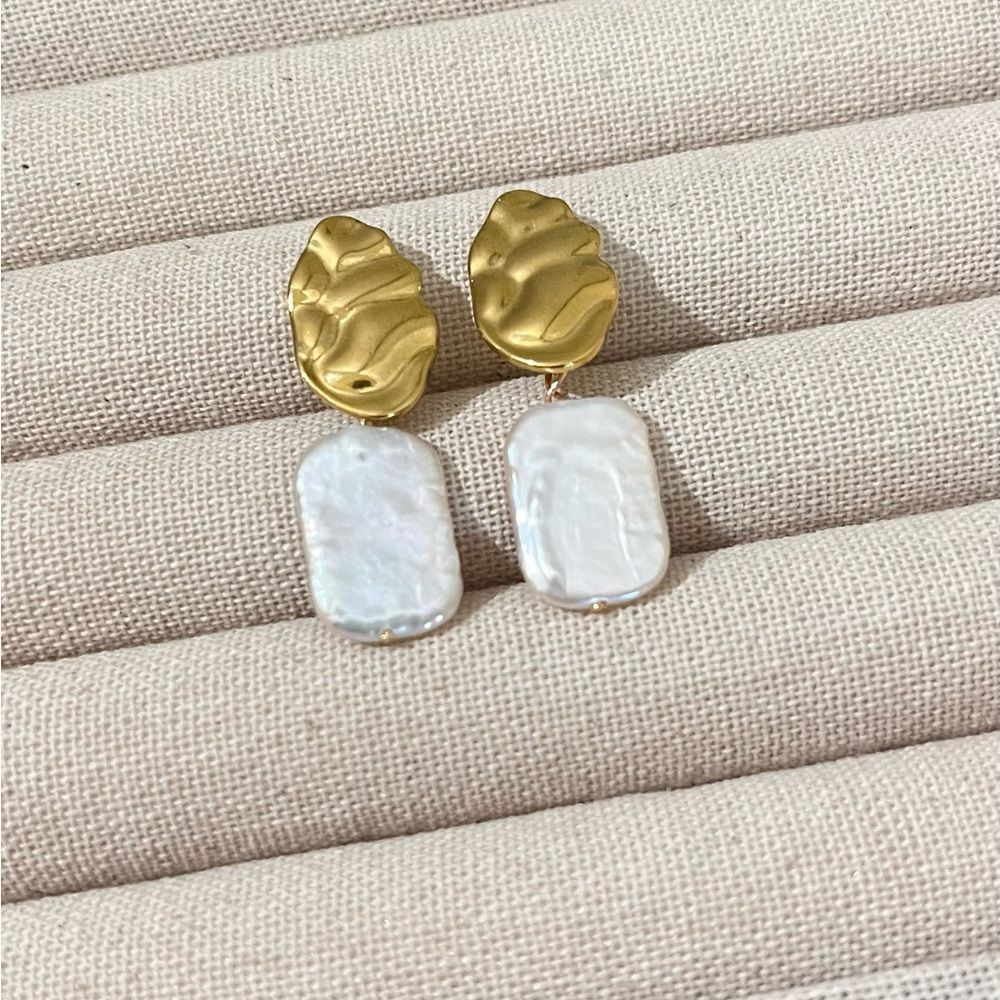 Handmade White Pearl Earrings New Waterproof Earrings Titanium steel gold plated
